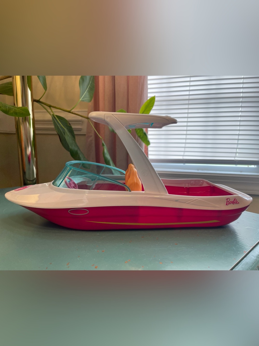 Barbie “Dolphin Magic” Ocean View Speed Boat - Pink/White - 2016 Mattel